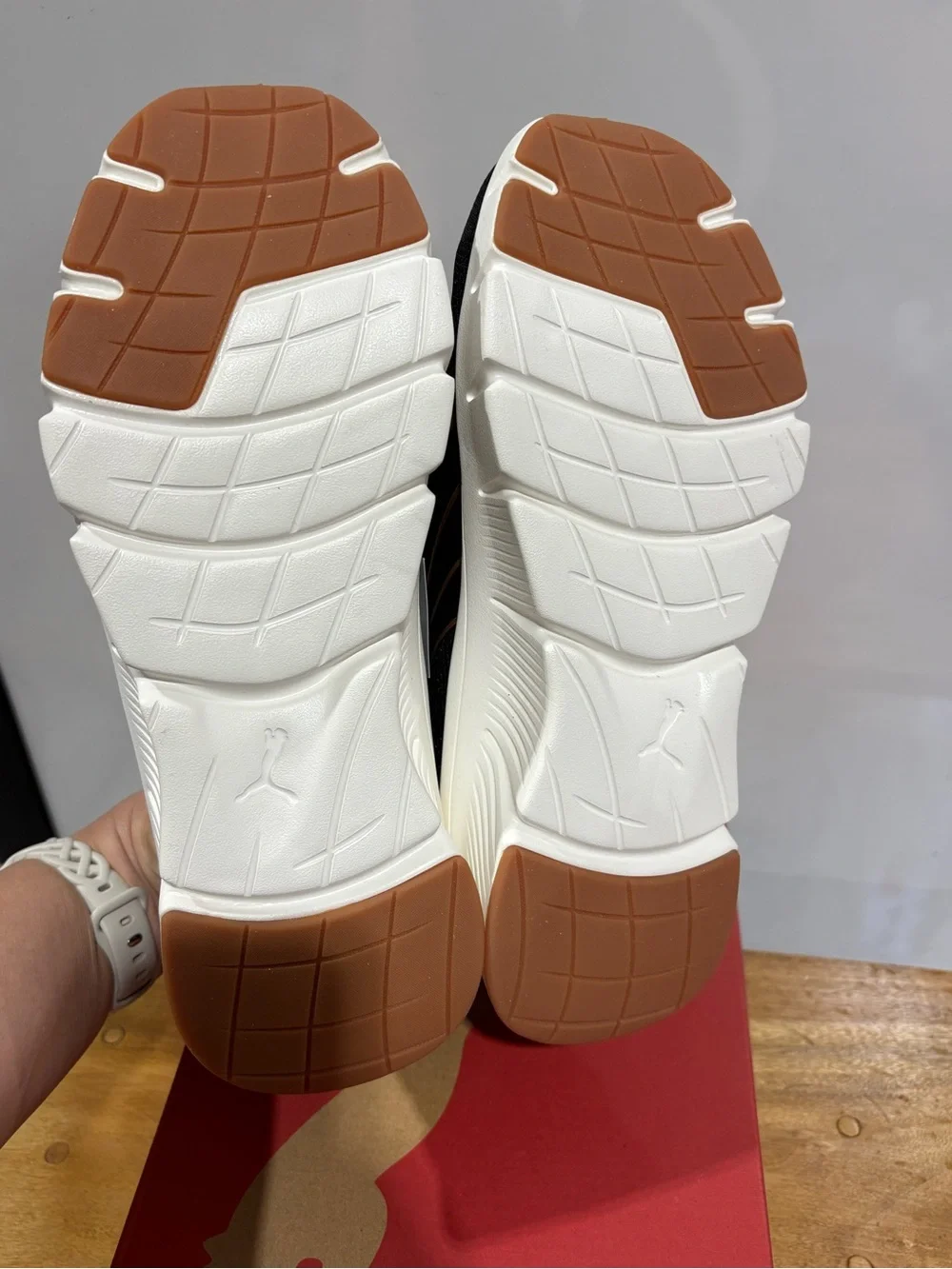 Puma Black and Rose Gold Focus Lite Sneaker Womens 8.5